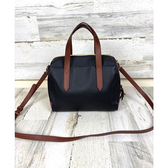 Fossil Women’s Black Tan Sydney Vegan Leather Top Zip Handle Crossbody Bag NEW - Picture 2 of 10